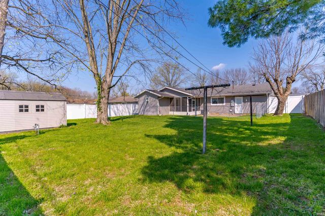 619 Hemenway Place, Boonville, IN 47601