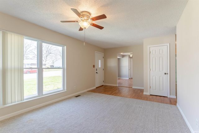 619 Hemenway Place, Boonville, IN 47601