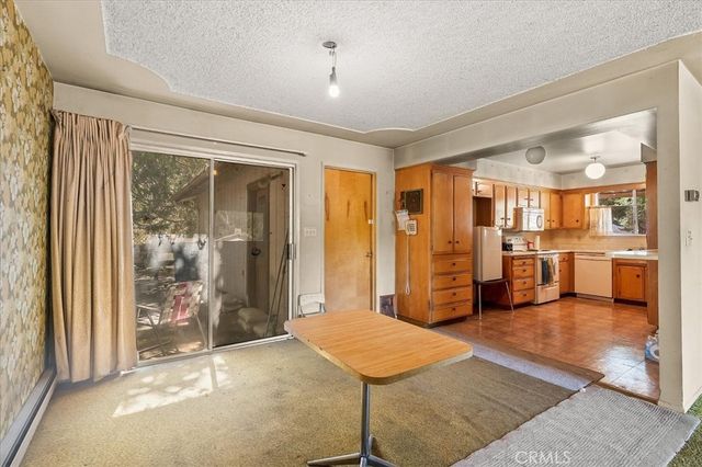 39775 Pine Ridge Road, Oakhurst, CA 93644