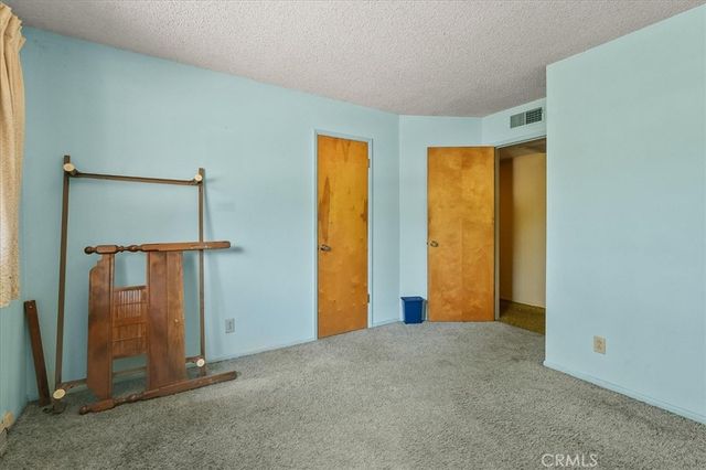 39775 Pine Ridge Road, Oakhurst, CA 93644