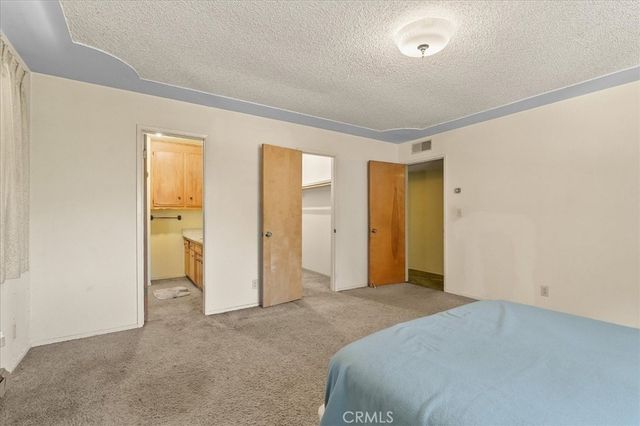 39775 Pine Ridge Road, Oakhurst, CA 93644