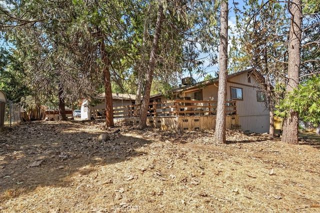39775 Pine Ridge Road, Oakhurst, CA 93644