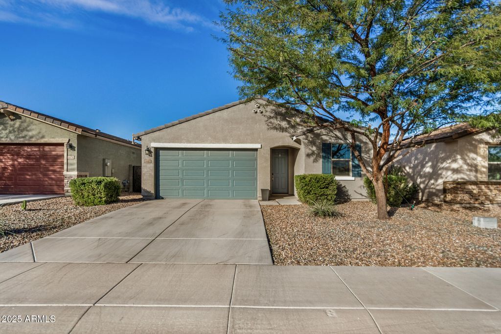 4460 W STICKLEAF Way, San Tan Valley, AZ 85144
