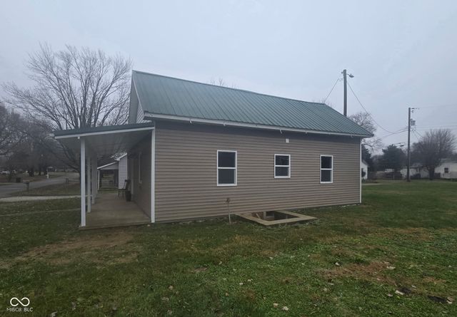 603 E North Street, Westport, IN 47283