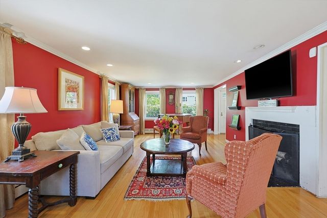 11 Hatfield Rd, Newton, MA 02465