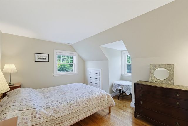 11 Hatfield Rd, Newton, MA 02465