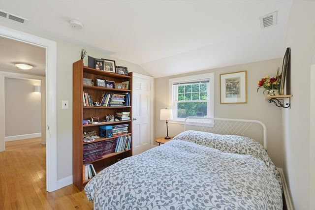 11 Hatfield Rd, Newton, MA 02465