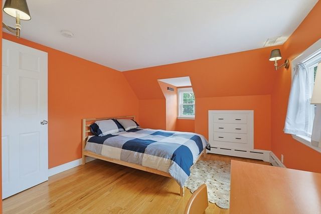 11 Hatfield Rd, Newton, MA 02465