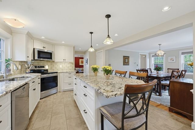 11 Hatfield Rd, Newton, MA 02465