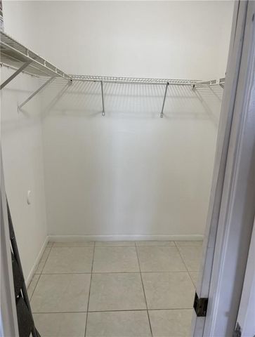 5512 N Park Rd, Fort Lauderdale, FL 33312