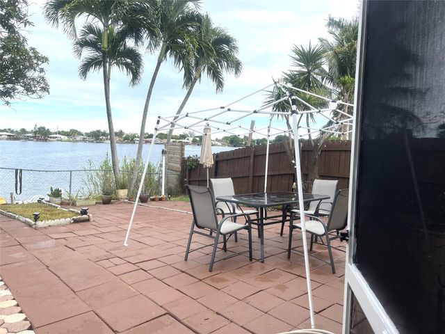 5512 N Park Rd, Fort Lauderdale, FL 33312