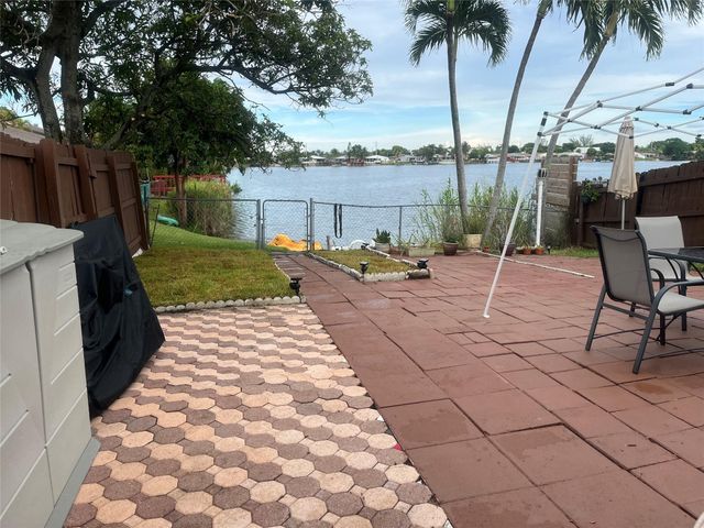 5512 N Park Rd, Fort Lauderdale, FL 33312