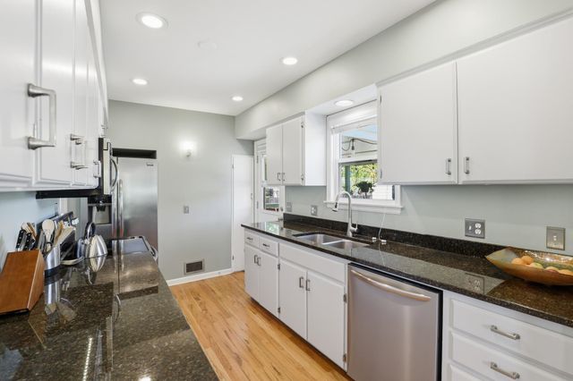 3534 W Wellesley Ave, Spokane, WA 99205