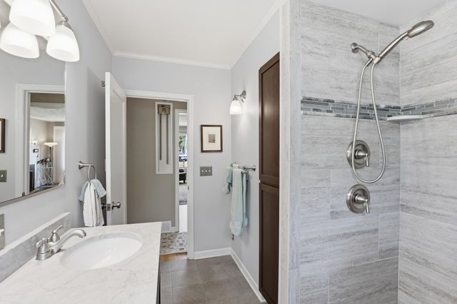 3534 W Wellesley Ave, Spokane, WA 99205