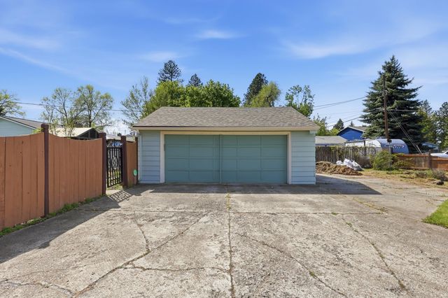 3534 W Wellesley Ave, Spokane, WA 99205