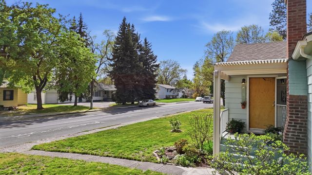 3534 W Wellesley Ave, Spokane, WA 99205