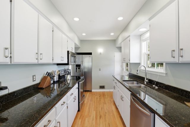 3534 W Wellesley Ave, Spokane, WA 99205
