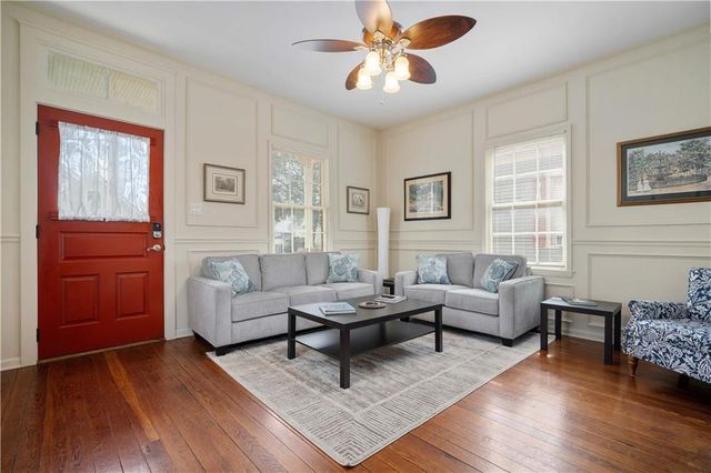 158 Cedar Street S, Mobile, AL 36602