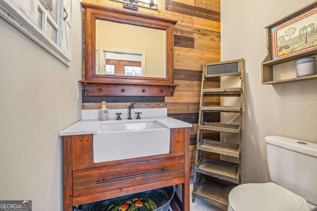 195 Skunk Hollow Road, Cleveland, GA 30528