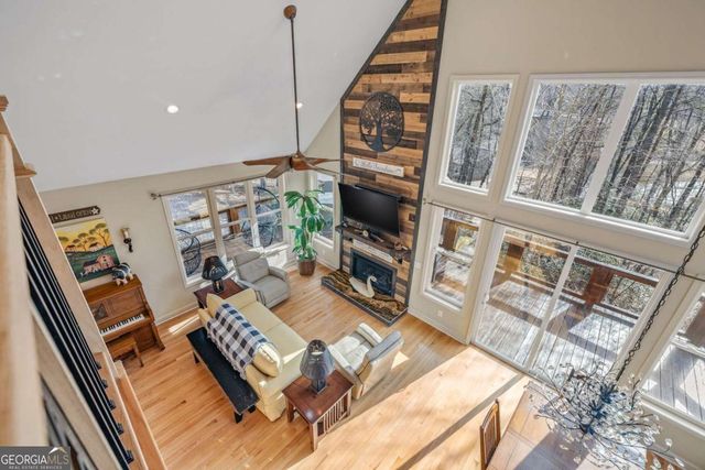 195 Skunk Hollow Road, Cleveland, GA 30528