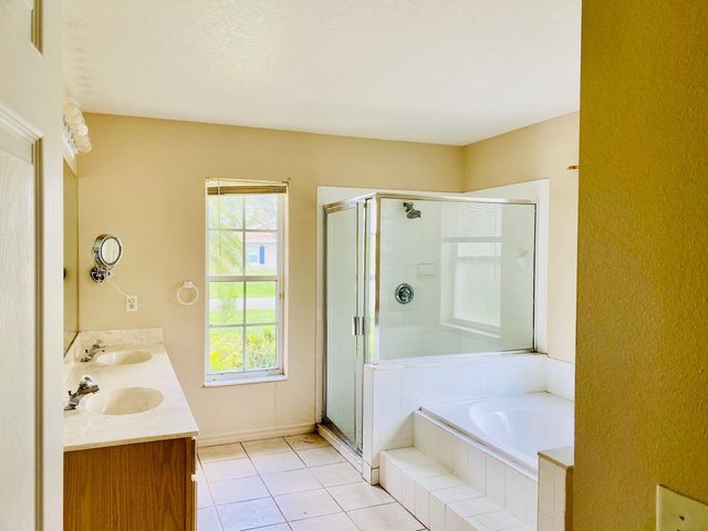 5952 NW Baynard Drive, Port St. Lucie, Port St Lucie, FL 34986