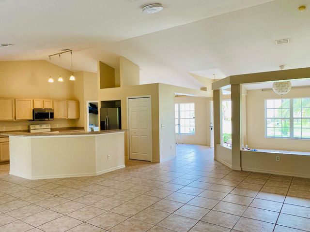 5952 NW Baynard Drive, Port St. Lucie, Port St Lucie, FL 34986
