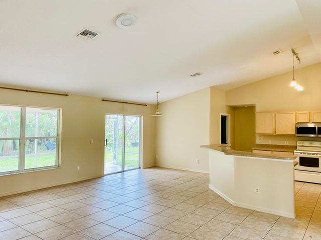 5952 NW Baynard Drive, Port St. Lucie, Port St Lucie, FL 34986