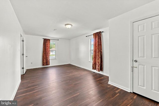 308 BROWN ST, Burlington, NJ 08016