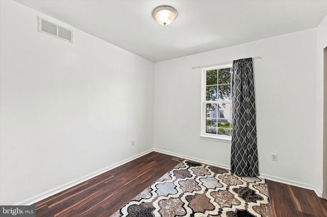 308 BROWN ST, Burlington, NJ 08016