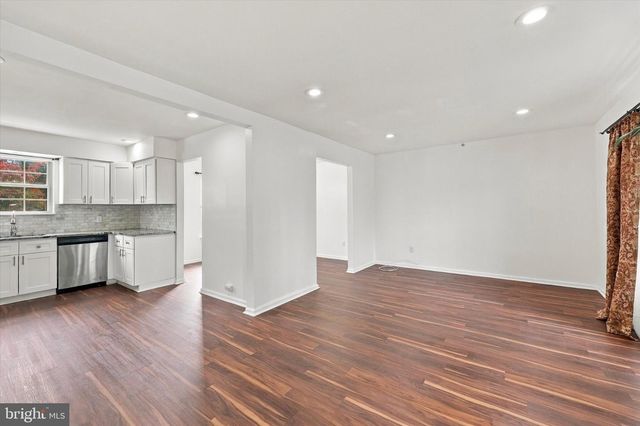 308 BROWN ST, Burlington, NJ 08016
