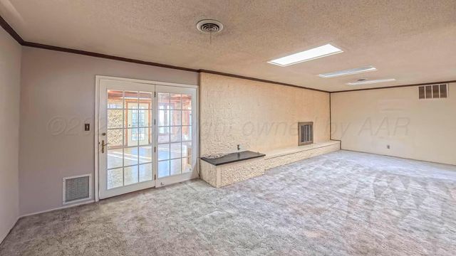 5015 SW 53RD Avenue, Amarillo, TX 79109