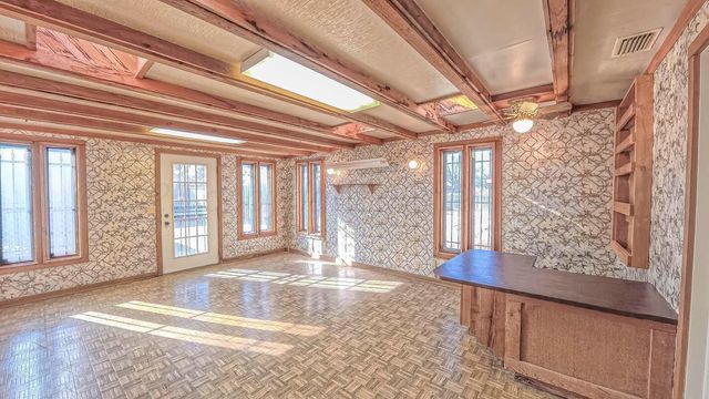 5015 SW 53RD Avenue, Amarillo, TX 79109