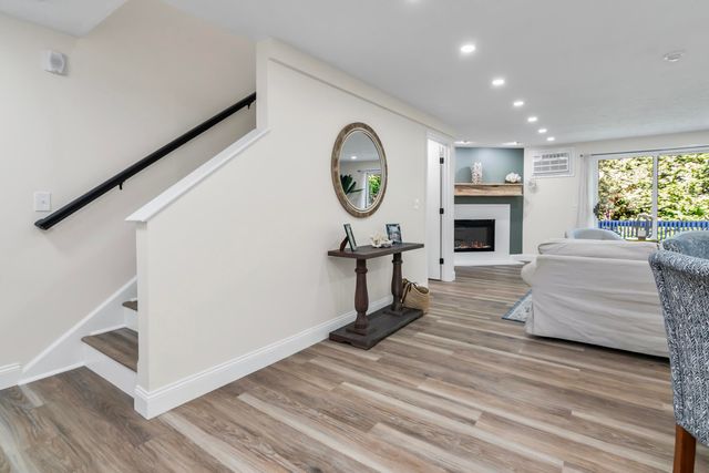 82 Seabury, Hampton, NH 03842
