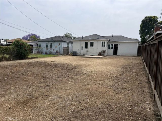1615 E Hardwick, Long Beach, CA 90807