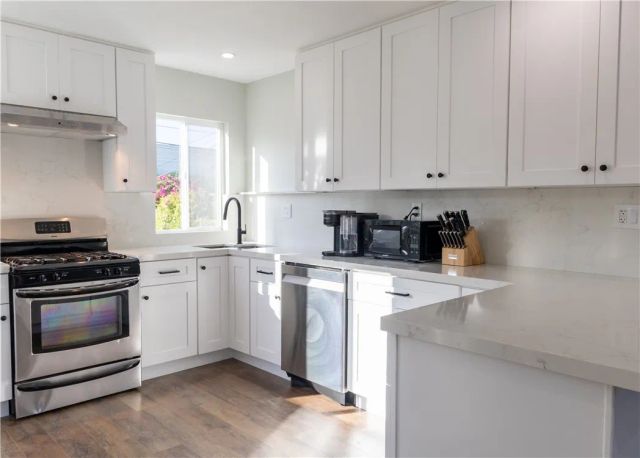 1615 E Hardwick, Long Beach, CA 90807