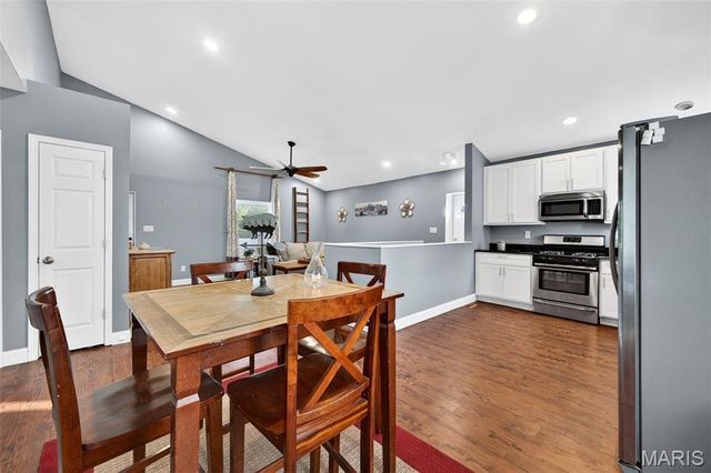 1008 Groby Road, University City, MO 63130
