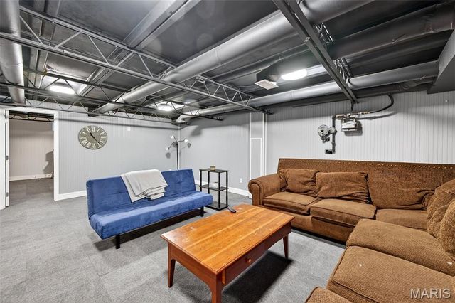 1008 Groby Road, University City, MO 63130
