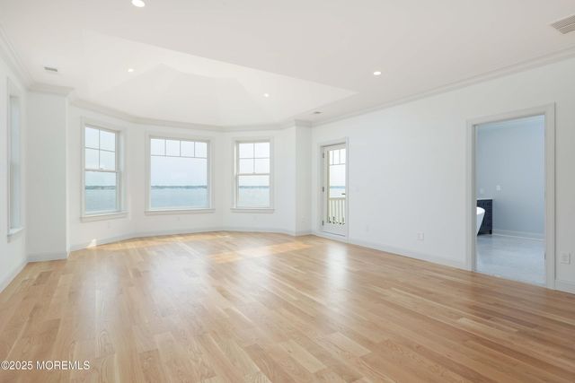 39 Bay Shore Drive, Toms River, NJ 08753