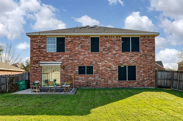 4006 Collin Court, Heartland, TX 75126