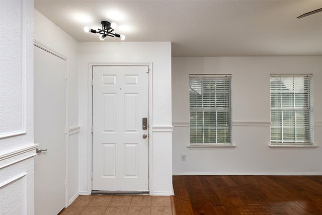 4006 Collin Court, Heartland, TX 75126