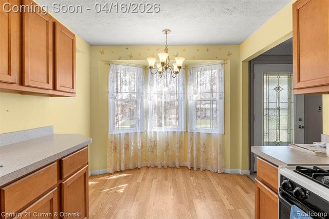 866 Clinton Street, Wyandotte, MI 48192