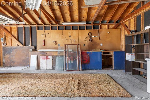 866 Clinton Street, Wyandotte, MI 48192