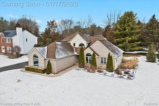 3597 Habitat Trail, Hamburg Township, MI 48169