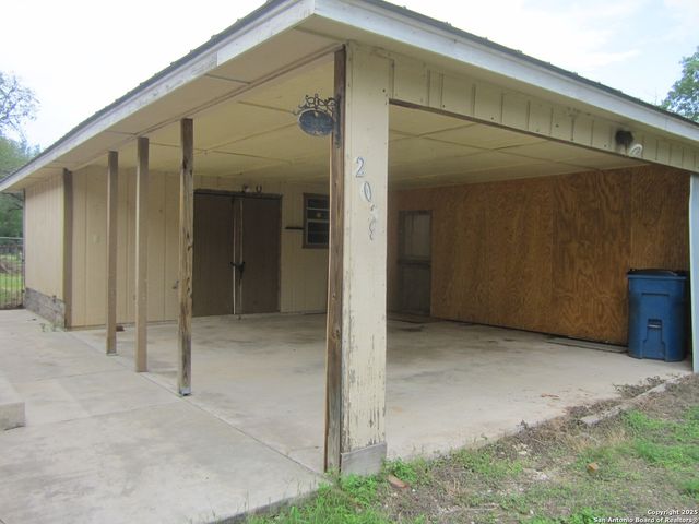 203 Houston, Bandera, TX 78003