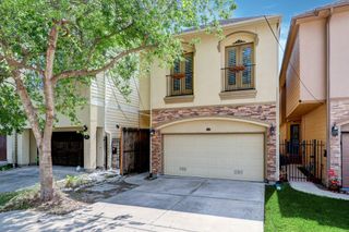 5535 Kiam Street Street, Houston, TX 77007