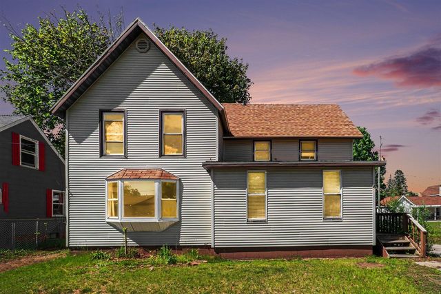 420 W 5th Street, Evart, MI 49631