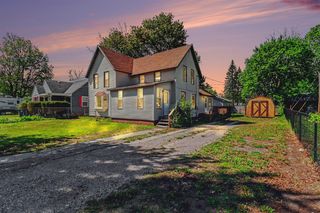 420 W 5th Street, Evart, MI 49631