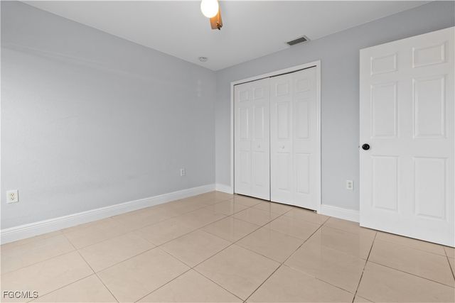 4176 NE 8th PL, Cape Coral, FL 33909