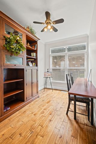 1010 Grayhawk Drive, Algonquin, IL 60102