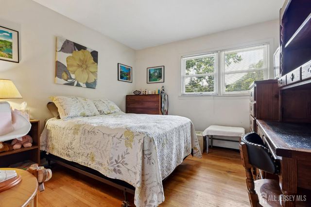 55 Lench Avenue, Edison, NJ 08820